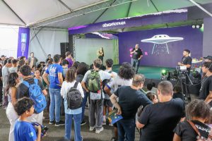 Ciência na Estrada desembarca em Samambaia com oficinas científicas e palestra de Sérgio Sacani