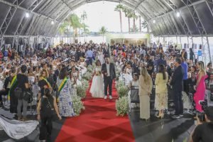 Casamento Comunitário alcança recorde de participação e oficializa união de 100 casais