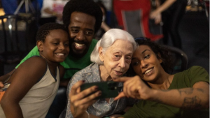 Novo filme de Fernanda Montenegro no Cine Brasília é uma das opções culturais para o fim de semana