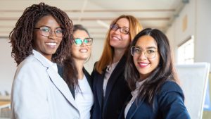 Pesquisa aponta maior participação das mulheres no mercado de trabalho do DF em 2024