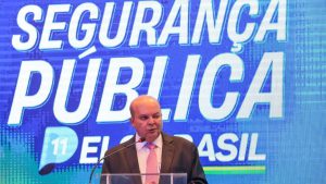 Ibaneis Rocha defende integração das forças de segurança como chave para redução da criminalidade no DF