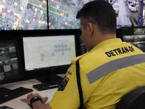 Com uso de tecnologia, DF agiliza suspensão de CNHs de 10.628 motoristas infratores