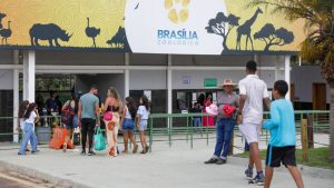 GDF decreta ponto facultativo em 17 de abril com gratuidade no transporte, Zoo e Jardim Botânico