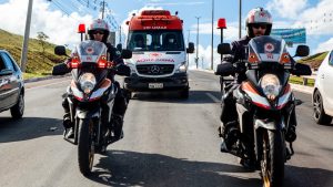 Tem ambulância no trânsito? Seja cidadão e ajude a salvar vidas