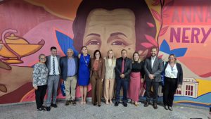 Estação de metrô da 108 Sul tem exposição em homenagem a profissionais da enfermagem