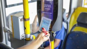 Mulheres com medida protetiva no DF terão acesso ao Passe Livre no transporte público