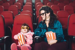 No mês das mães, CineMaterna é opção de entretenimento para famílias com bebês no Iguatemi Brasília