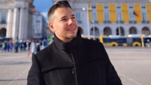 Ivo Pessoa e Felipe Portilho lançam nova versão de sucesso de Alma Gêmea