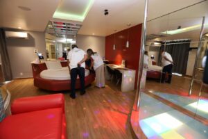 Vigilância Sanitária reforça fiscalização em estabelecimentos para o Dia dos Namorados