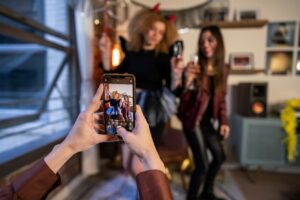 Influenciadores são funcionários ou autônomos?