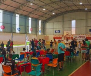 Escola Canadense de Brasília sedia torneio oficial de cubo mágico com aval internacional