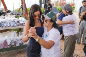 Idosos têm dia de lazer no Complexo Na Praia com campanha social do GDF