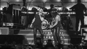 Guns N’ Roses fecha turnê no Brasil com show histórico na Capital Federal