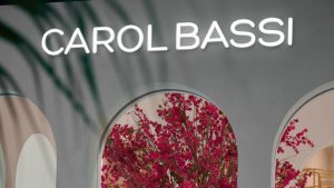 Carol Bassi celebra sua 1ª loja em Brasília com coquetel especial
