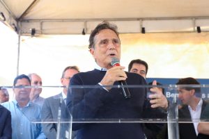 Tricampeão mundial Nelson Piquet puxará grid com filho na pole position