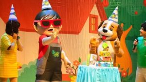 Bento e Totó recebem Papai Noel com responsabilidade socioambiental