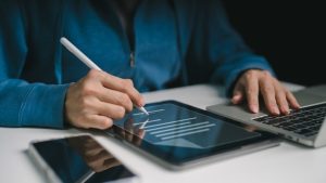 Conheça os melhores aplicativos de anotação, leitura e organização para tablet