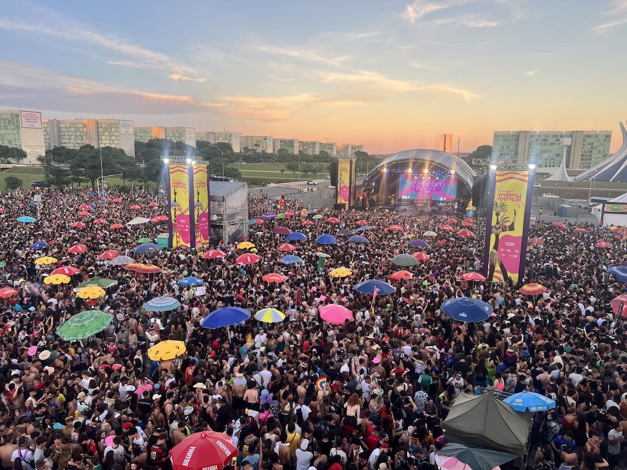 Carnaval de Brasília movimenta mais de R$ 100 milhões e firma posição como rota da folia no país