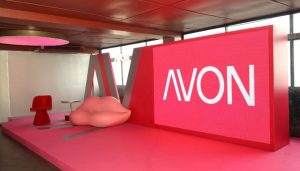 Avon redefine seu futuro com nova expressão de marca em toda América Latina
