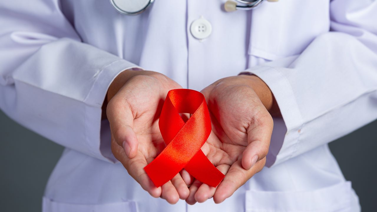 Março Vermelho: chegada do outono alerta para o aumento de doenças respiratórias e desafio da tuberculose no Brasil