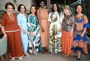 Noite de Celebração: O Almoço das Amigas do Gabão no Nau Lago Sul