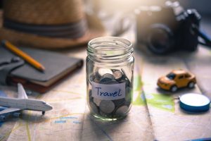 Planejamento financeiro familiar para viagens: é melhor aplicar na poupança ou em carteiras de investimentos?