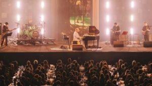 Guilherme Arantes traz a turnê “50 Anos-Luz” a Brasília em apresentação única no Ulysses Centro de Convenções