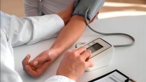 Hipertensão: nova diretriz brasileira redefine pressão normal e acende alerta para 30% da população adulta