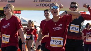 Corrida do Fogo 2026 aposta em memória, inclusão e experiência do atleta com fotos oficiais gratuitas
