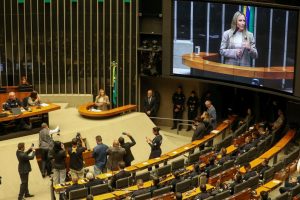Governadora Celina Leão participa de sessão comemorativa dos 217 anos da PMDF