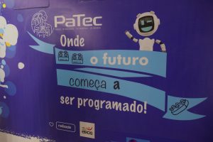 Brasília abre porta para o futuro: R$ 2,2 milhões em robótica chegam às escolas públicas