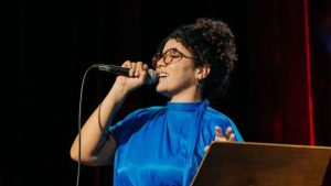 Rebecca Pacheco abre cerimônia do Prêmio Engenho Mulher: quando a música encontra o legado