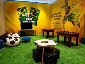 Manhattan Shopping entra no clima da Copa com arena temática, transmissão dos jogos e espaço para troca de figurinhas