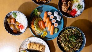 Donburi aposta em combos exclusivos para transformar o Dia dos Namorados em uma experiência gastronômica japonesa