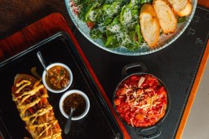 Fuego Alma e Vino prepara menu especial para o Dia dos Namorados