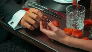 Semana do Amor no restaurante Universal celebra o Dia dos Namorados com menu especial e experiência romântica para casais