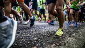 Calçados de alta performance impulsionam corridas de rua