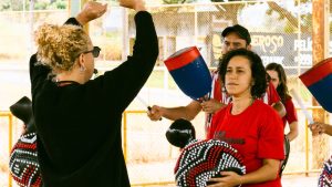 Ecos Ancestrais promove oficina gratuita de tambor no Guará