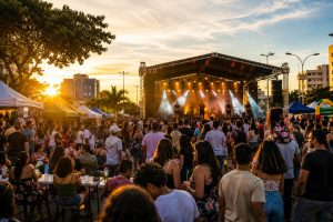 Roteiro cultural gratuito traz música, festival de luta, feiras e exposições ao Distrito Federal