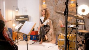 Nathália Cavalcante lança o single “Cantando o Amor”