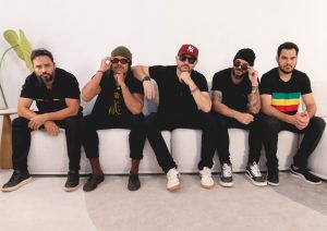 Banda brasiliense O Bando lança novo EP e retoma carreira autoral após hiato