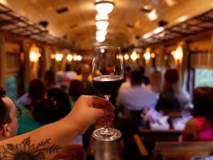 Viagem para mulheres une vinhos, gastronomia e experiências na Serra Gaúcha