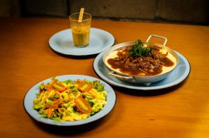 Mané Mercado Águas Claras lança menu de três etapas para o almoço durante a semana