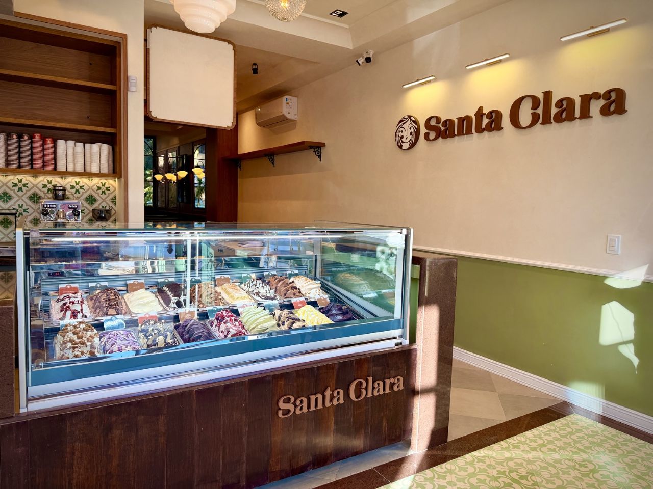 Eleita por dez edições consecutivas a Melhor Sorveteria do Amapá pelo Prêmio Melhores da Gastronomia, marca Santa Clara chega a Brasília