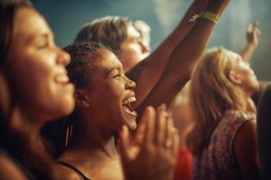 Descubra a fragrância ideal para viver o Rock in Rio 2026