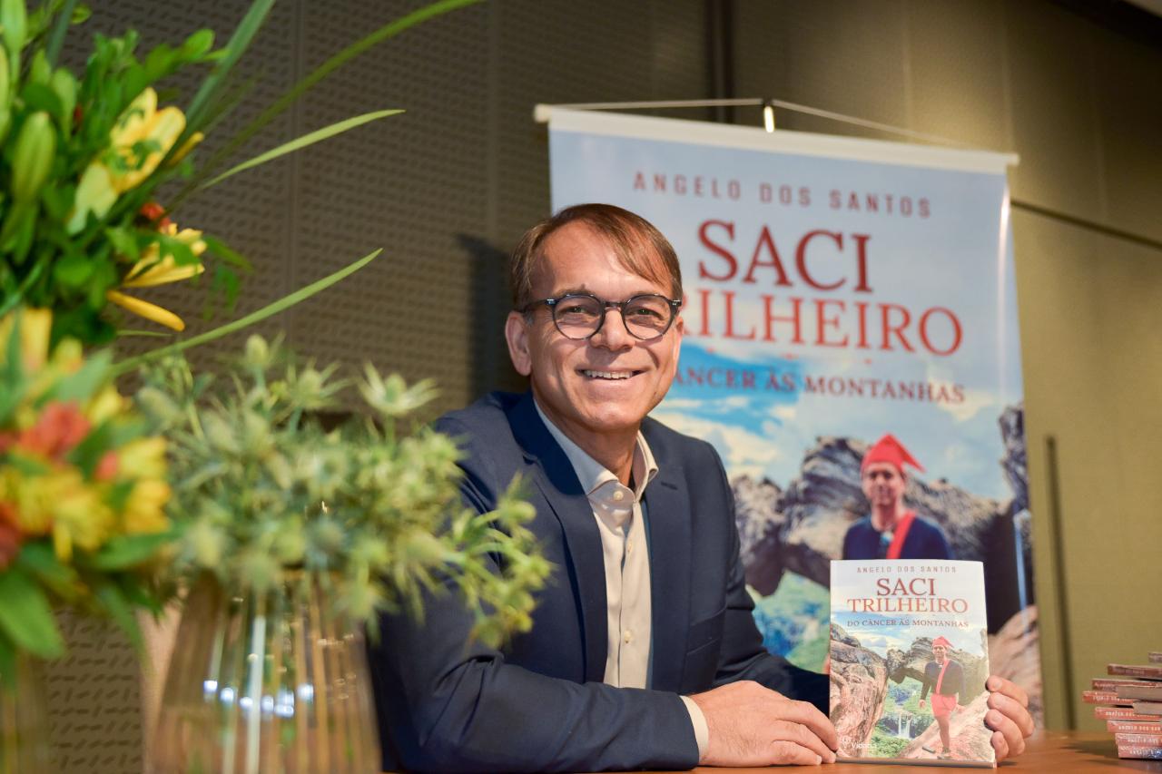 De uma amputação aos 17 anos ao Monte Roraima: Angelo dos Santos transforma trajetória em livro