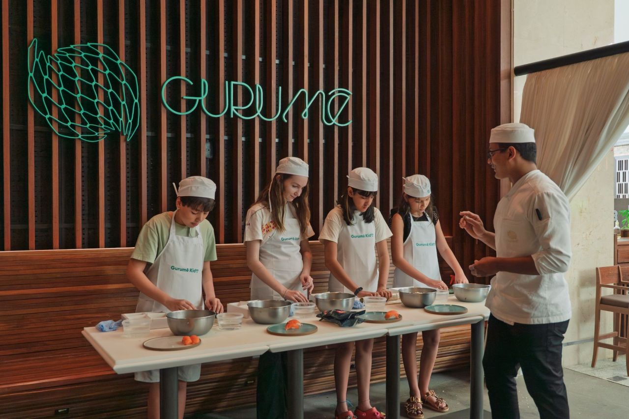 A poética do primeiro gesto: Gurumê apresenta a Experiência Kiddo como celebração do paladar e da memória em família